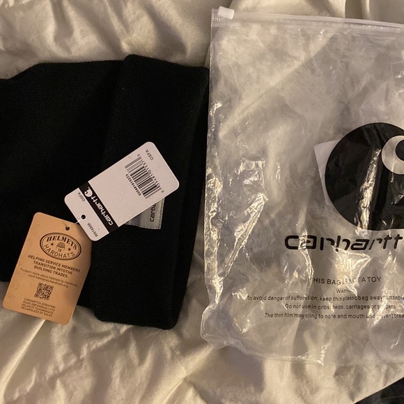 Copy - Carhartt black beanie skulls cap brand new with tags authentic black - Picture 6 of 9